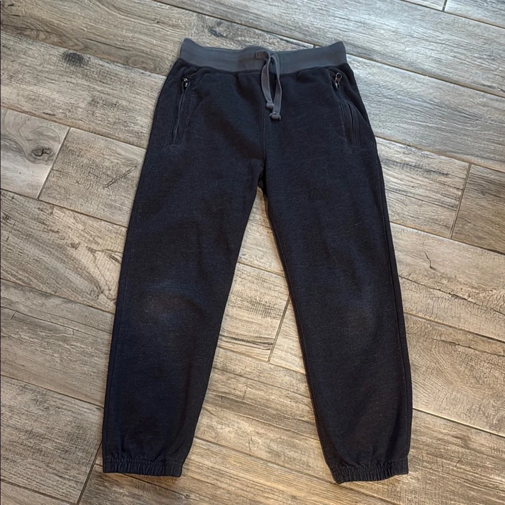 The Children’s Place grey joggers, sz M